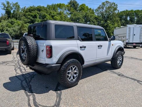 Certified 2024 Ford Bronco Badlands AWD/4WD image 3