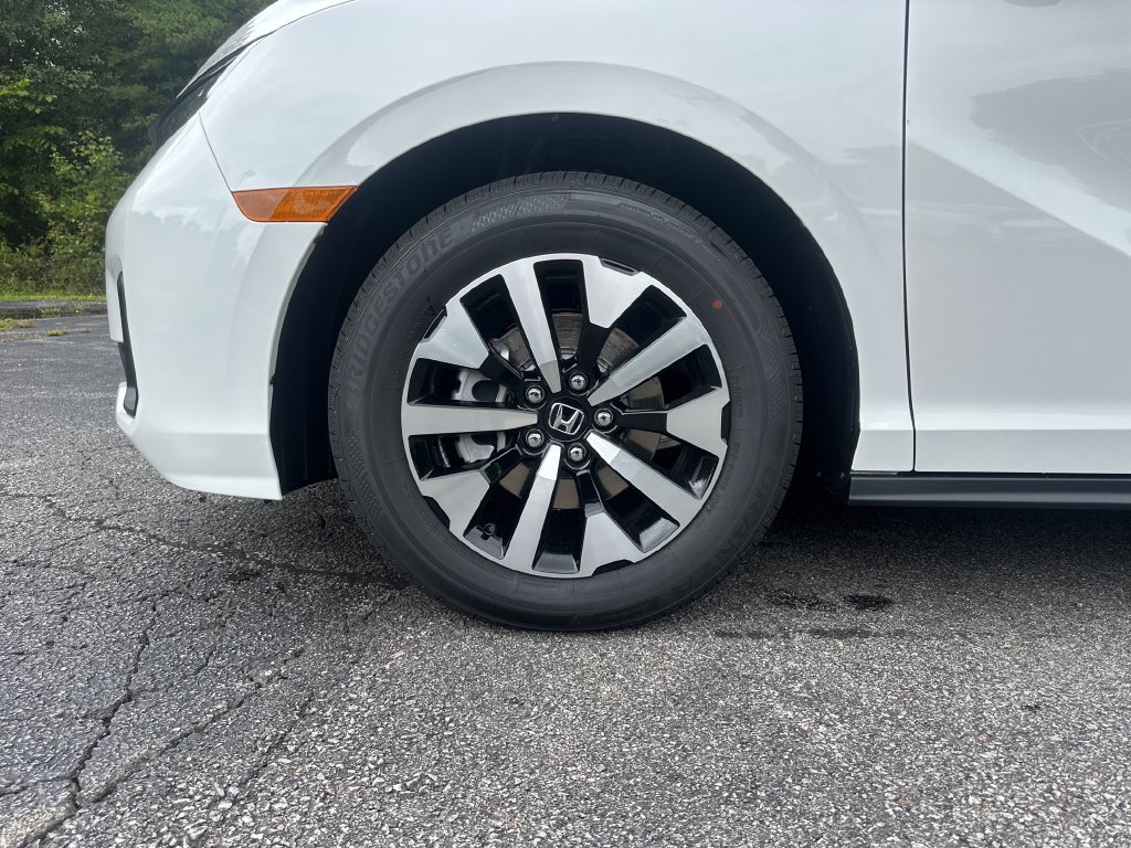 New 2026 Honda Odyssey EX-L image 25