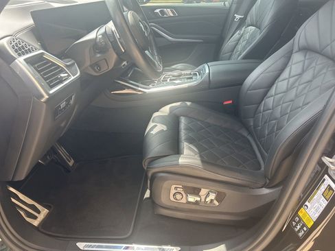 Certified 2023 BMW X7 xDrive40i w/ M Sport Package AWD/4WD image 4