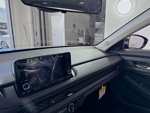 New 2025 Honda Accord SE image 5