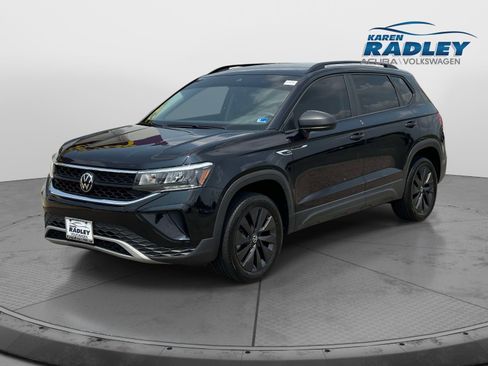 Certified 2024 Volkswagen Taos S FWD image 6