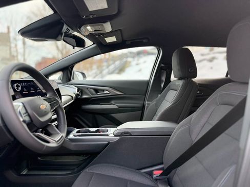 New 2026 Chevrolet Equinox EV LT image 14