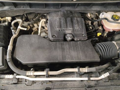 Used 2022 Chevrolet Silverado 1500 Custom AWD/4WD image 30