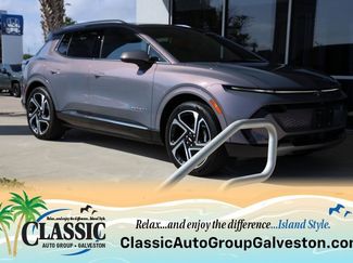 New 2025 Chevrolet Equinox EV LT w/ Convenience Package II video 1