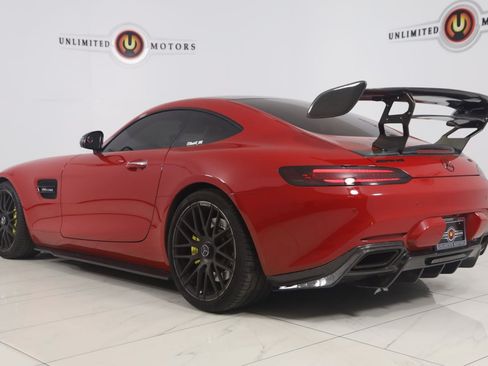Used 2017 Mercedes-Benz AMG GT Coupe image 4