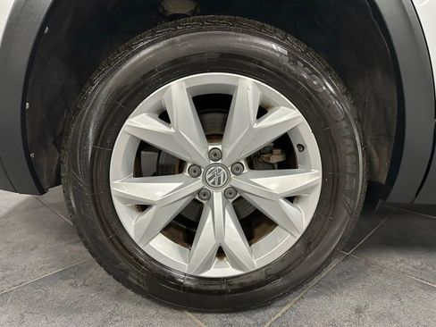 Used 2018 Volkswagen Atlas SE image 25