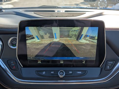 Used 2025 Chevrolet Blazer Premier w/ Enhanced Convenience Package image 29