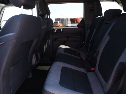 Used 2025 Ford Bronco Big Bend AWD/4WD image 12
