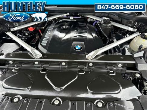 Used 2024 BMW X5 xDrive40i AWD/4WD image 9