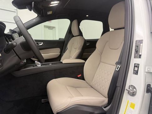 New 2026 Volvo XC60 B5 Core image 14