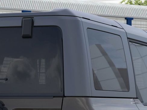 New 2025 Ford Bronco Badlands image 25