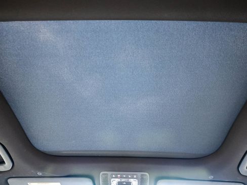 Certified 2025 Mercedes-Benz GLB 250 image 16