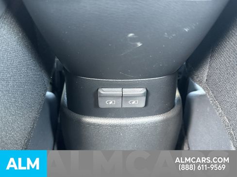 Used 2025 Nissan Kicks Play S image 27