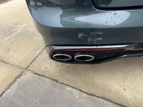 Used 2022 Kia Stinger GT2 image 30