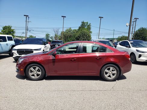 Used 2016 Chevrolet Cruze LT w/ Enhanced Safety Package FWD image 5