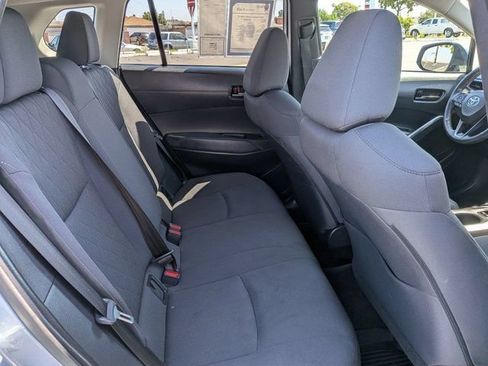 Used 2022 Toyota Corolla Cross LE AWD/4WD image 7