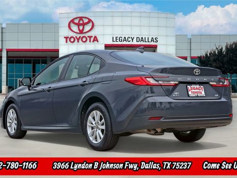 Used 2025 Toyota Camry LE w/ Convenience Package AWD/4WD image 7