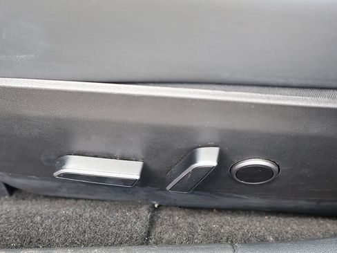 Used 2023 Tesla Model 3 Standard Range RWD image 34