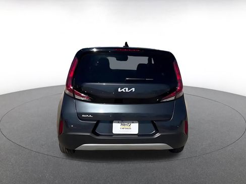 Used 2024 Kia Soul LX w/ Option Group 015 FWD image 11