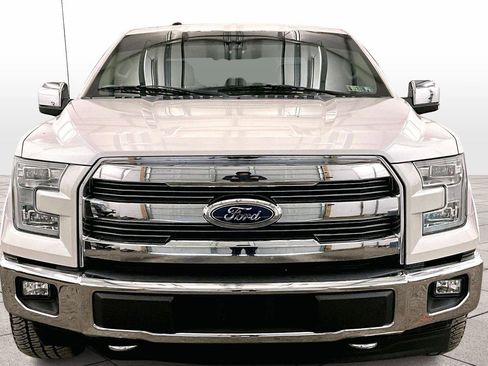 Used 2017 Ford F150 Lariat w/ Equipment Group 502A Luxury image 4