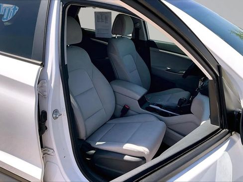 Used 2018 Hyundai Tucson SEL AWD/4WD image 31