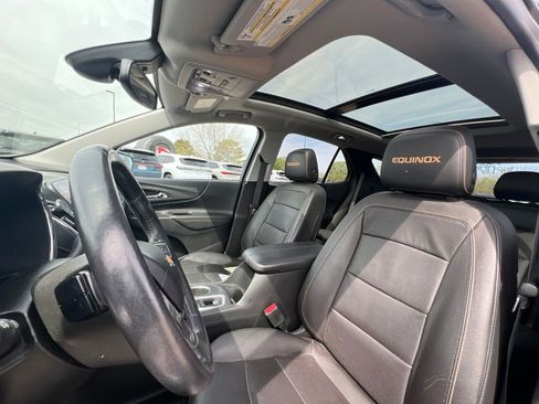 Used 2021 Chevrolet Equinox Premier AWD/4WD image 19