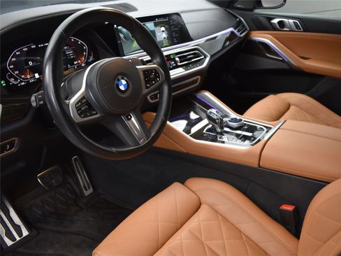 Used 2023 BMW X6 M50i w/ Executive Package image 2