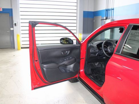 Certified 2024 Honda HR-V Sport image 7