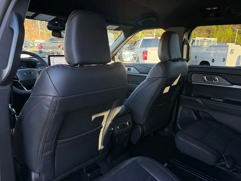 New 2026 Ford Explorer ST image 25