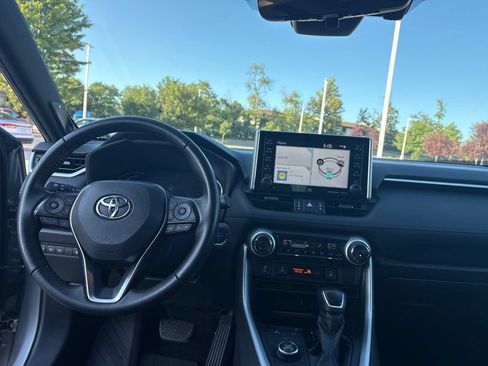 Used 2020 Toyota RAV4 XSE AWD/4WD image 21