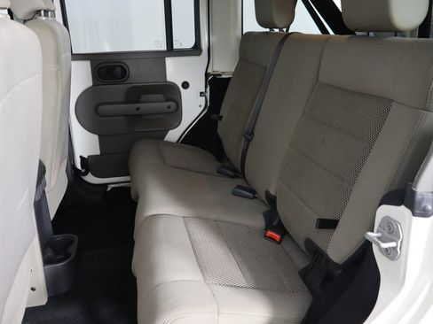 Used 2008 Jeep Wrangler Unlimited Rubicon w/ PWR Convenience Group image 13