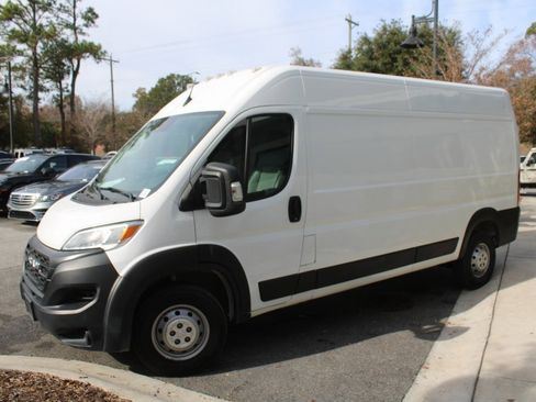 Used 2023 RAM ProMaster 2500 image 24