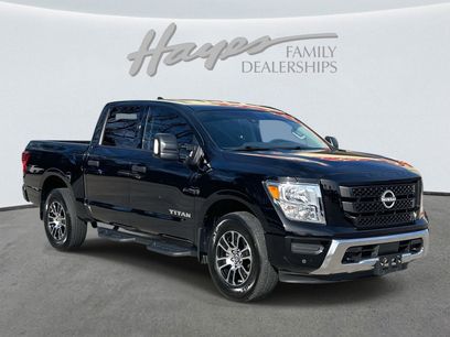 Used 2024 Nissan Titan SV w/ SV Convenience Package