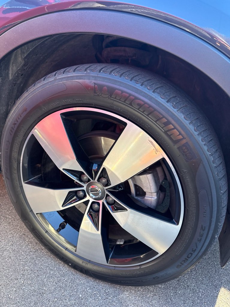 Used 2021 Volvo XC40 T5 Momentum w/ Protection Package AWD/4WD image 9