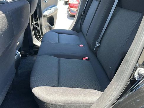 Used 2014 Nissan Juke S FWD image 41