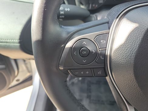 Used 2023 Toyota Corolla Cross LE FWD image 27