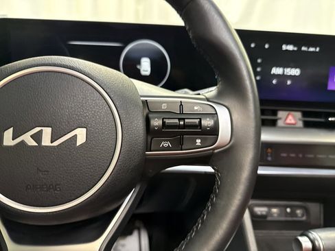 Certified 2023 Kia Sportage SX image 18