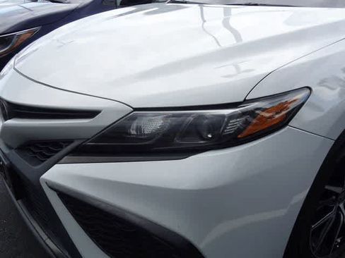 Used 2023 Toyota Camry SE FWD image 16
