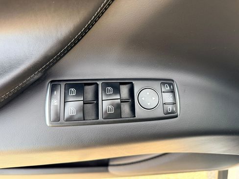 Used 2020 Tesla Model X Long Range image 24