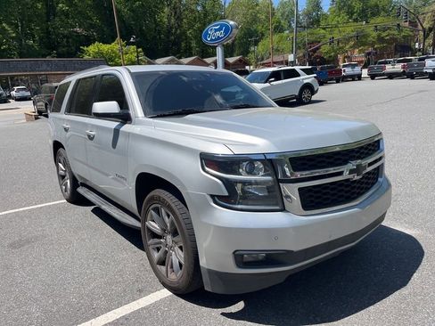 Used 2015 Chevrolet Tahoe LT image 2