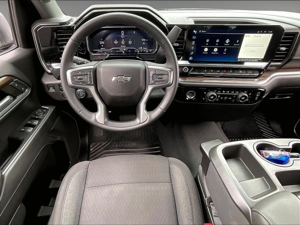 Used 2023 Chevrolet Silverado 1500 RST AWD/4WD image 16