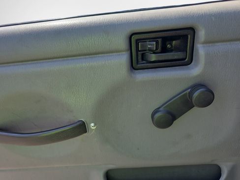 Used 1997 Jeep Wrangler Sport AWD/4WD image 14