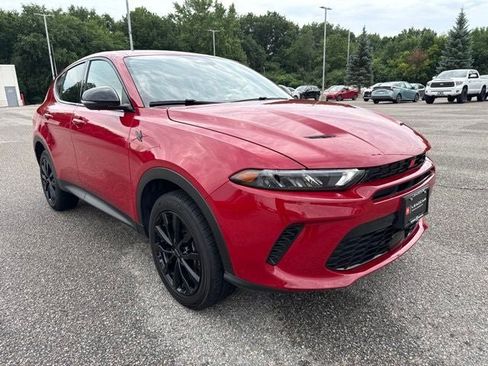 Used 2024 Dodge Hornet GT w/ GT Blacktop Package AWD/4WD image 3