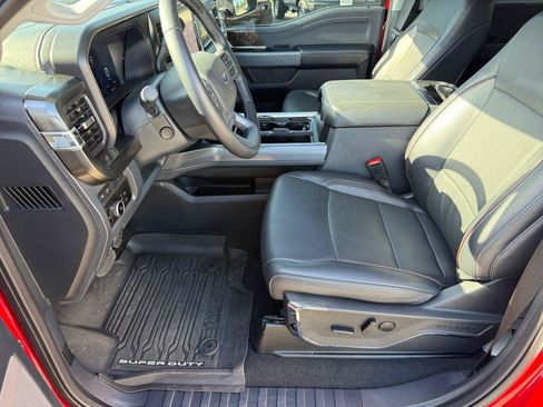 Used 2024 Ford F250 Lariat w/ Tremor Off-Road Package AWD/4WD image 12