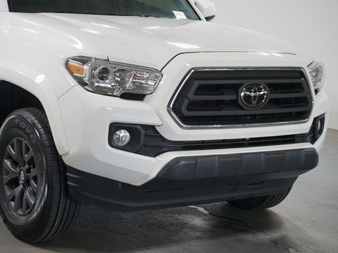 Certified 2023 Toyota Tacoma SR5 RWD image 4
