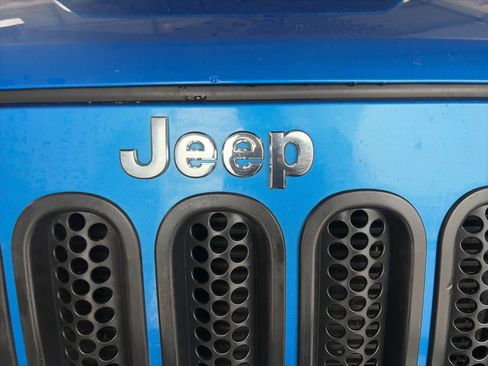 Used 2015 Jeep Wrangler Rubicon w/ Trailer Tow Group image 3