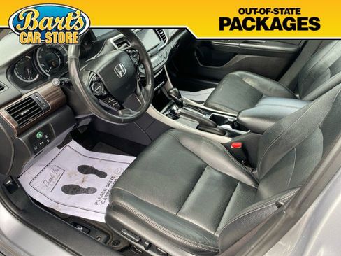 Used 2017 Honda Accord Touring image 27