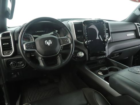 Used 2023 RAM 1500 Laramie AWD/4WD image 2