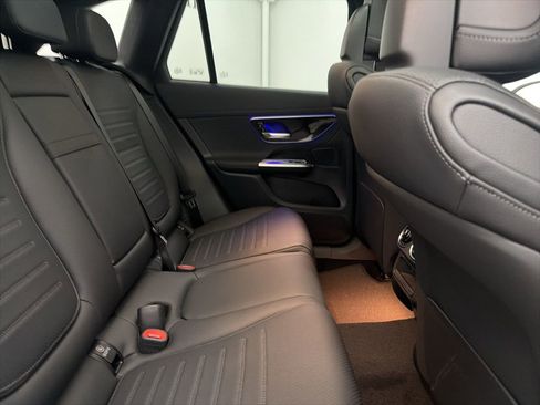 New 2026 Mercedes-Benz GLC 300 image 27