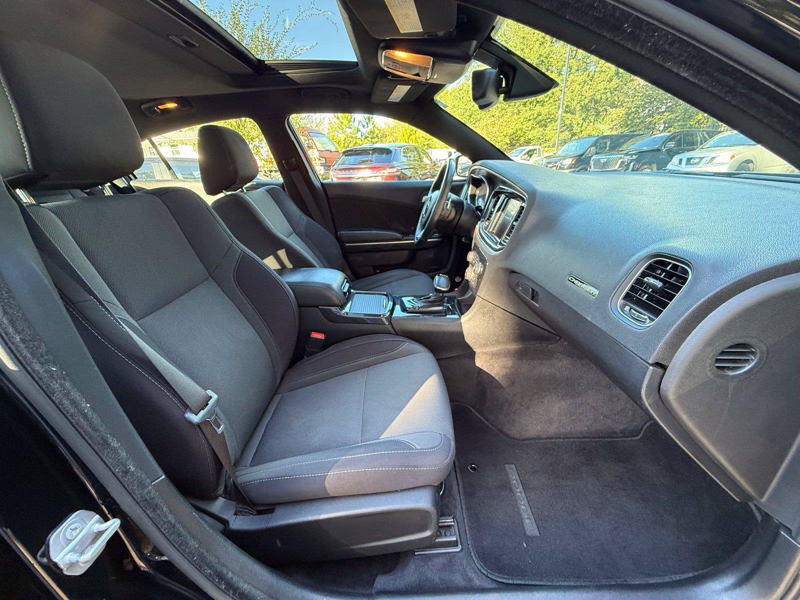 Used 2015 Dodge Charger SXT w/ Rallye Group AWD/4WD image 20
